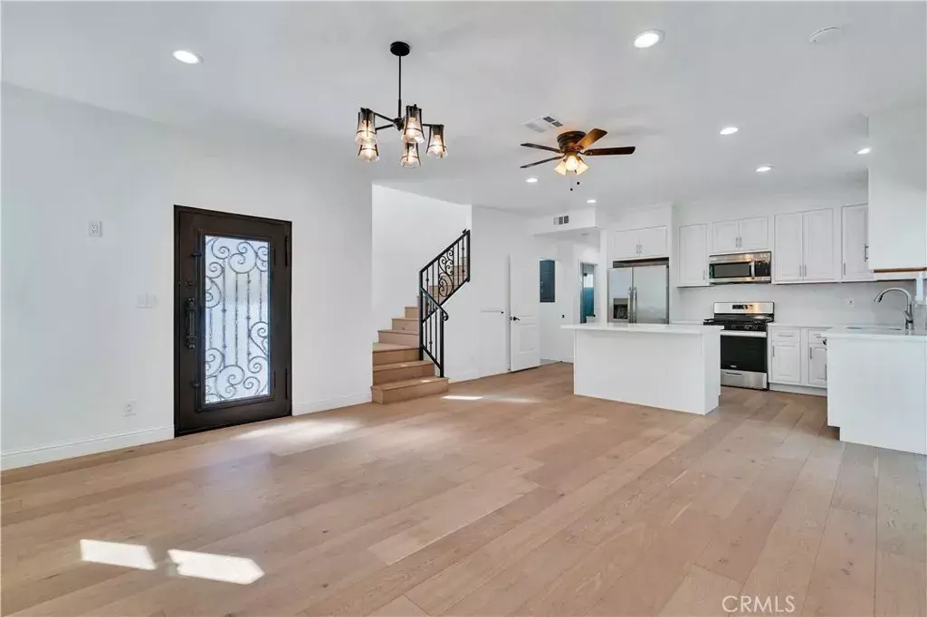Culver City, CA 90230,11338 Barman Avenue