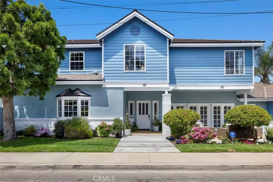 1760 9th Street, Manhattan Beach, CA 90266