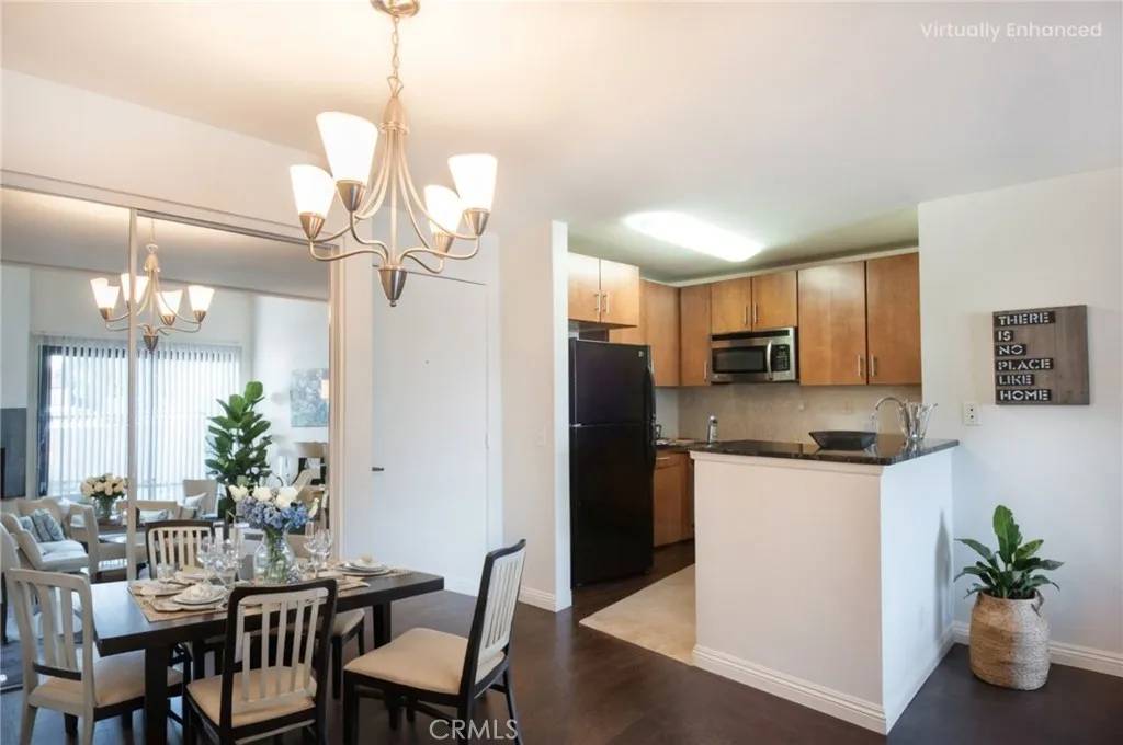 Playa Del Rey, CA 90293,8300 Manitoba Street #313