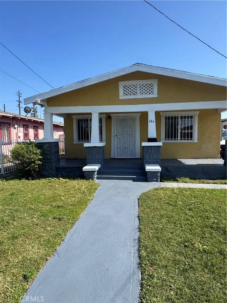 146 W 58th Street, Los Angeles, CA 90037