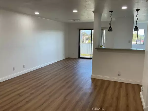 Long Beach, CA 90807,3932 N Virginia Road #204