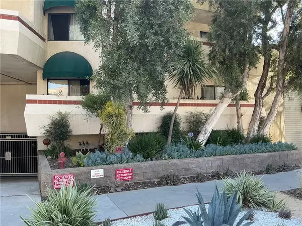 Long Beach, CA 90807,3932 N Virginia Road #204