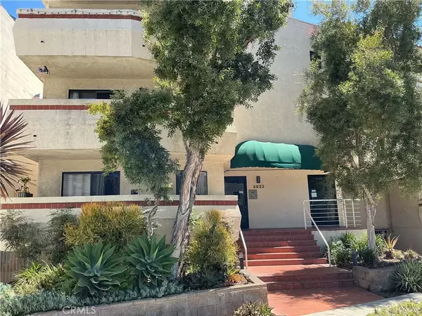 Long Beach, CA 90807,3932 N Virginia Road #204