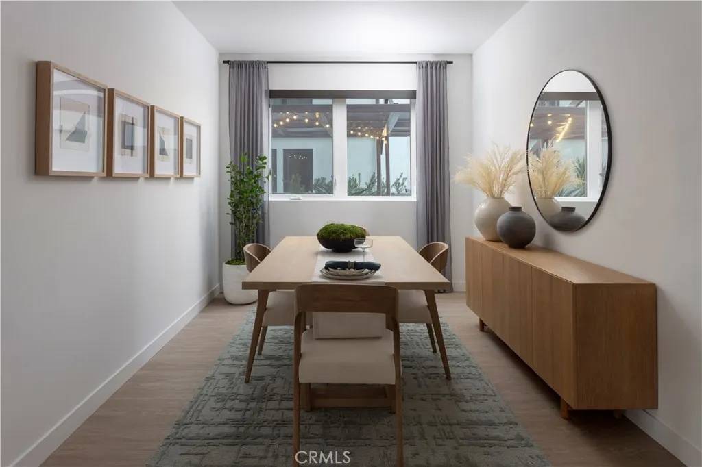 San Pedro, CA 90731,511 S Harbor #422