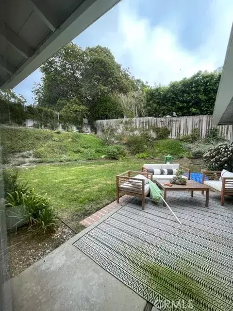 Palos Verdes Estates, CA 90274,2408 Via Pacheco
