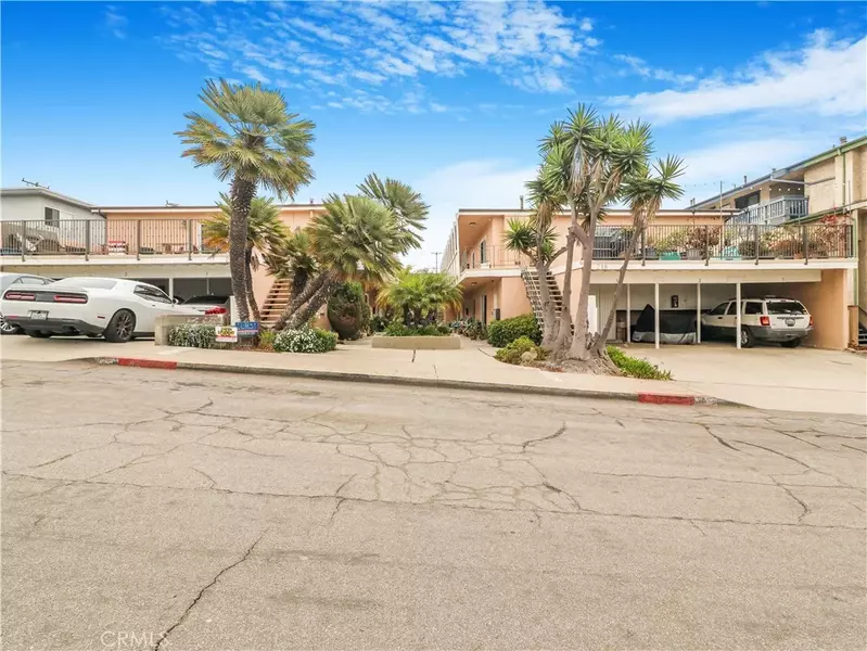 218 Lomita, El Segundo, CA 90245