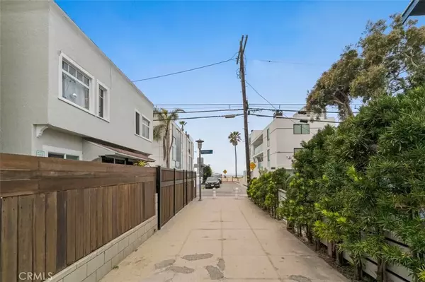 Venice, CA 90291,12 25th Place