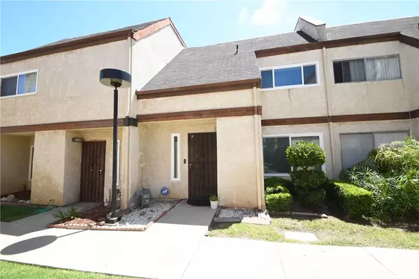 Hawthorne, CA 90250,13006 Florwood Avenue #30