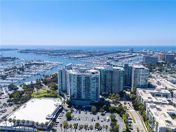 13600 Marina Pointe Drive #501,  Marina Del Rey,  CA 90292