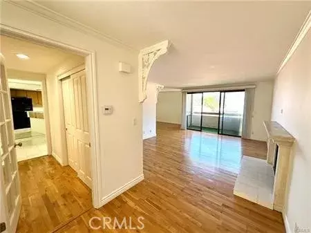 Palos Verdes Estates, CA 90274,2545 Via Campesina #204