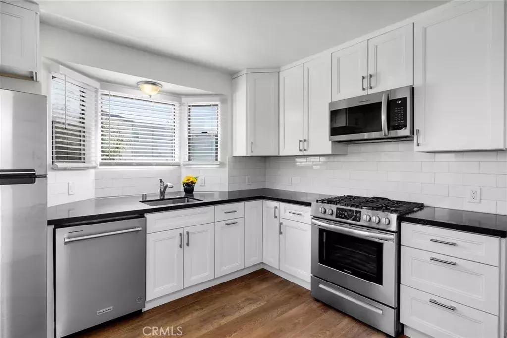 Manhattan Beach, CA 90266,309 24th Street