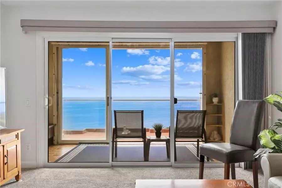 3200 La Rotonda Drive #613, Rancho Palos Verdes, CA 90275