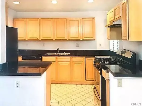 Santa Monica, CA 90403,1033 3rd Street #210