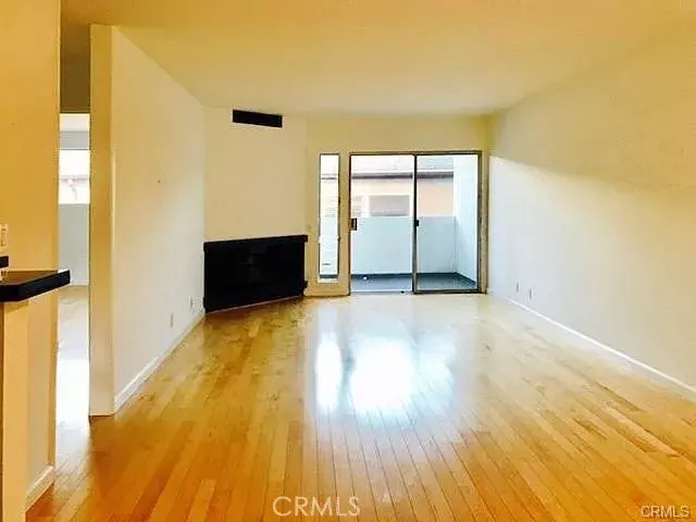 Santa Monica, CA 90403,1033 3rd Street #210