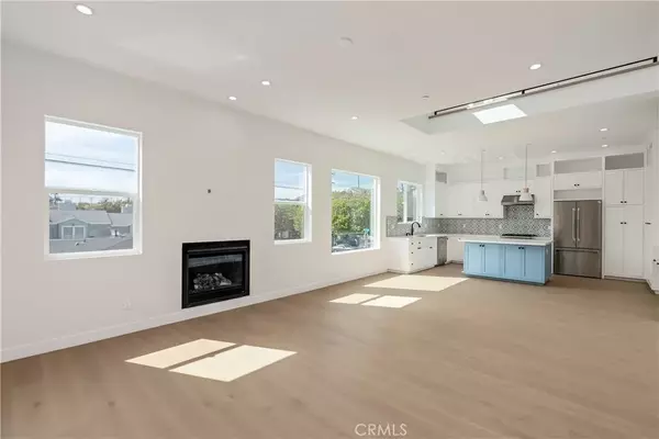 Redondo Beach, CA 90278,1708 Blossom Lane