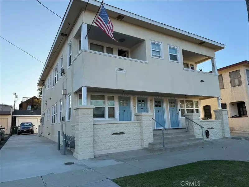 3049 S Pacific Avenue, San Pedro, CA 90731