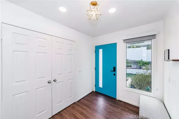 Rancho Palos Verdes, CA 90275,5907 Peacock Ridge Road