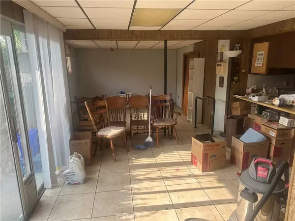 Hawthorne, CA 90250,3647 146th St.