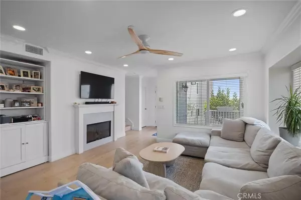 Manhattan Beach, CA 90266,1208 Tennyson Street #8