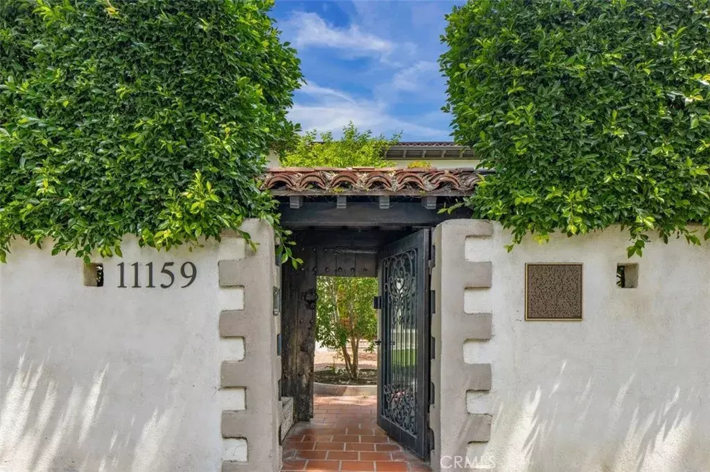 North Hollywood, CA 91601,11159 La Maida Street