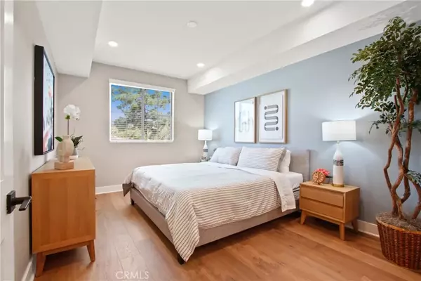 Rolling Hills Estates, CA 90274,927 Deep Valley Drive #124