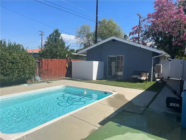 Hemet, CA 92543,609 S Buena Vista Street