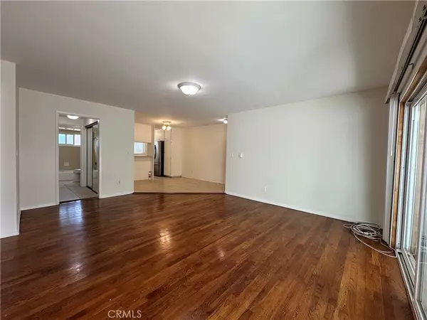 Torrance, CA 90503,1745 Maple #69