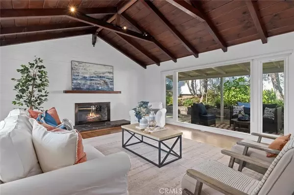 Manhattan Beach, CA 90266,901 N Poinsettia Avenue