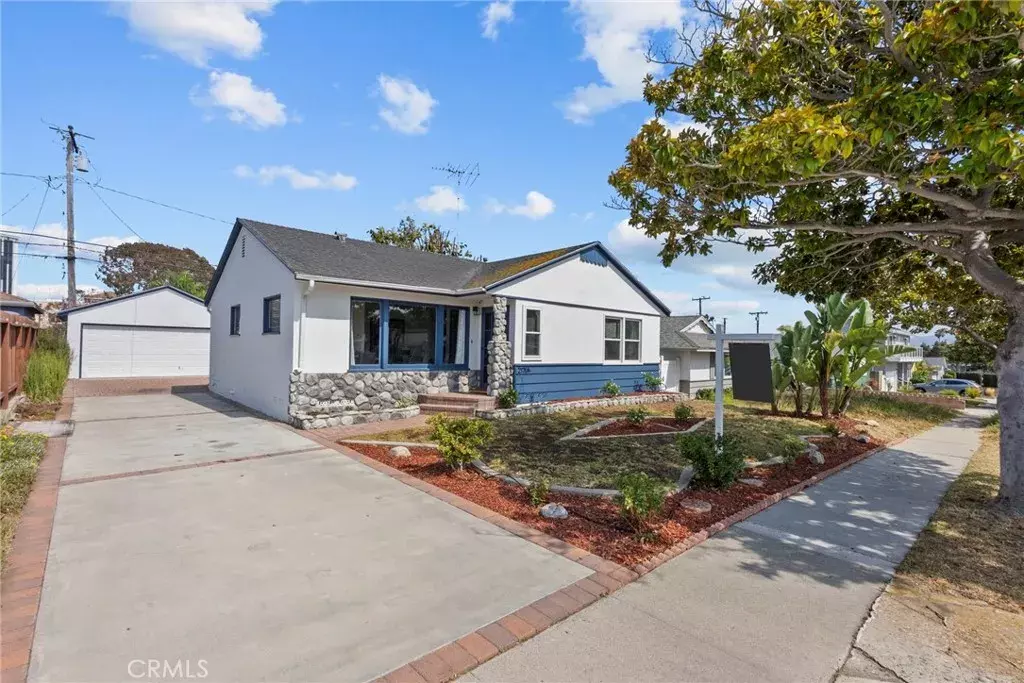 Torrance, CA 90503,21706 Talisman Street