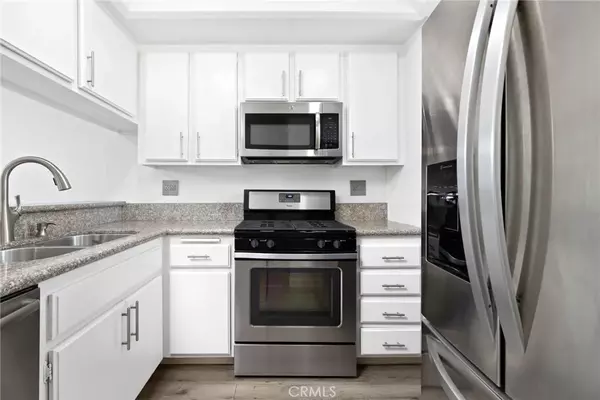 Long Beach, CA 90802,445 W 6th Street #409