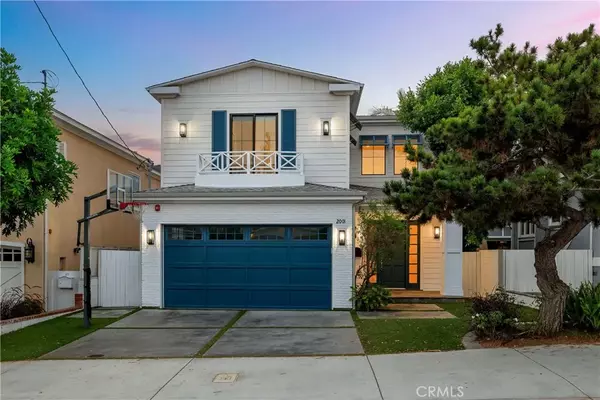 2001 Oak Avenue, Manhattan Beach, CA 90266