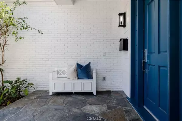 Manhattan Beach, CA 90266,2001 Oak Avenue