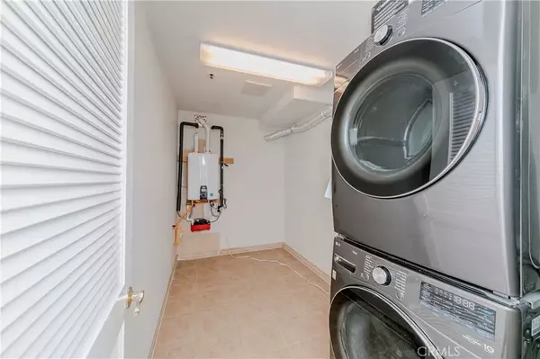 Torrance, CA 90501,1514 W 207th Street #C