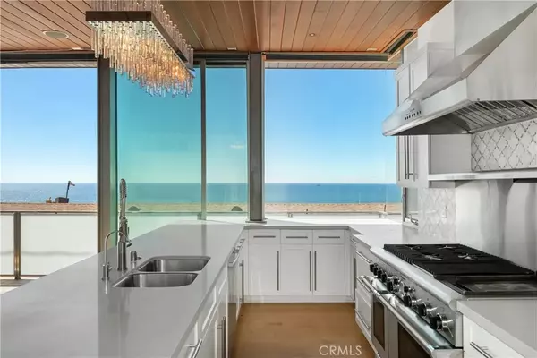 Manhattan Beach, CA 90266,3316 Crest Drive