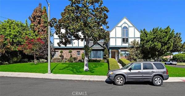 8001 Alverstone Avenue, Los Angeles, CA 90045