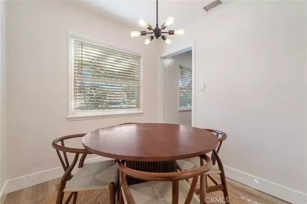 Lomita, CA 90717,25208 Walnut Street