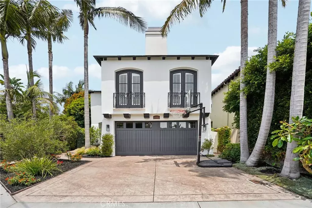 Manhattan Beach, CA 90266,587 26th Street