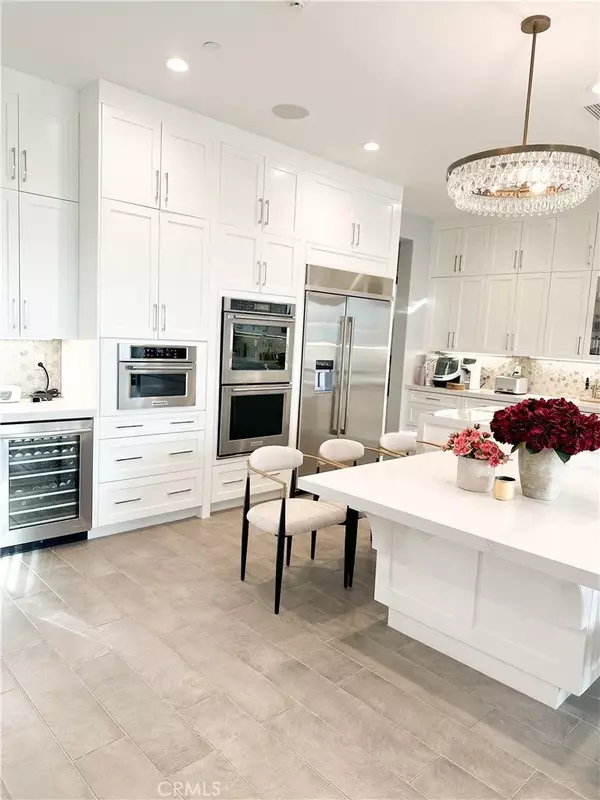 Porter Ranch, CA 91326,12039 Estrella Place