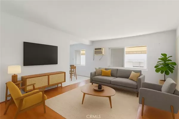 Los Angeles, CA 90006,1053 S Oxford Avenue