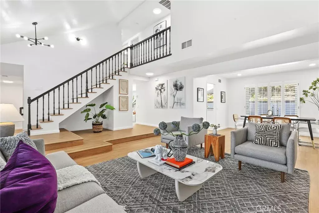 Whittier, CA 90601,11338 Ridgegate Drive