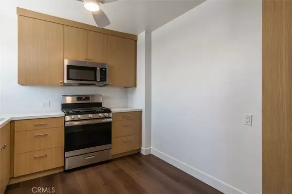 Sherman Oaks, CA 91423,13503 Moorpark