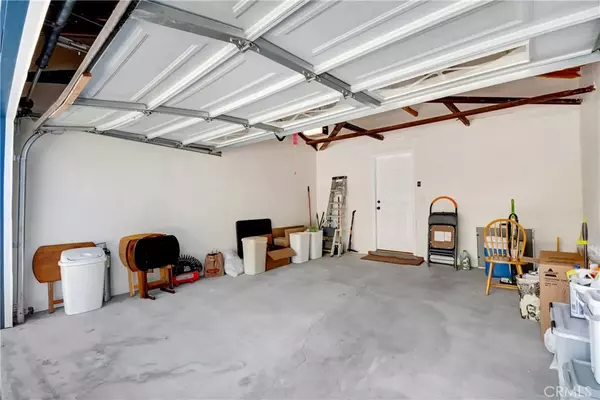 Inglewood, CA 90304,5526 W 117th Street