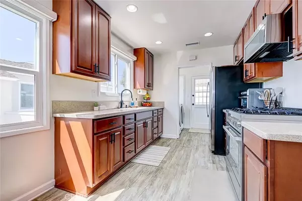 Long Beach, CA 90808,3751 Mcnab Avenue