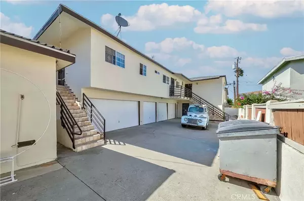 Redondo Beach, CA 90278,2227 Mathews Avenue