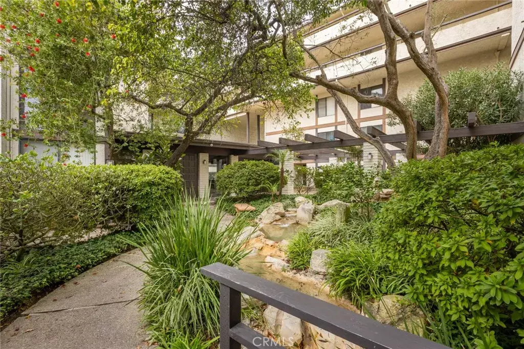 Rancho Palos Verdes, CA 90275,5987 Peacock Ridge #101