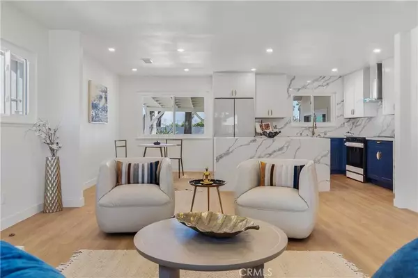 Torrance, CA 90501,23914 Walnut Street