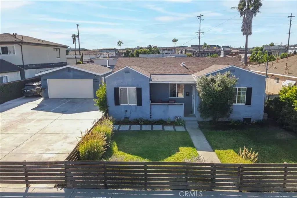 Hawthorne, CA 90250,11835 Gale Ave