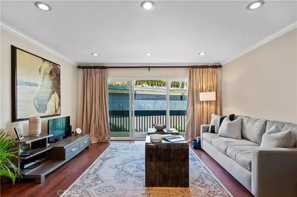 Redondo Beach, CA 90277,603 S Prospect Avenue #205