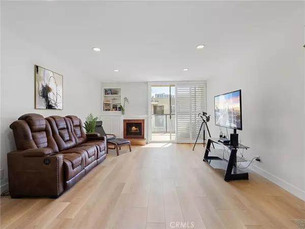 Long Beach, CA 90802,1 3rd Pl #2