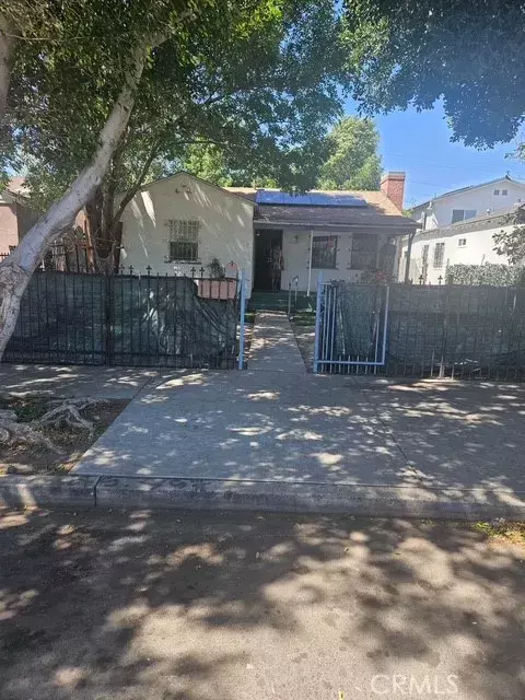 Los Angeles, CA 90003,151 92nd